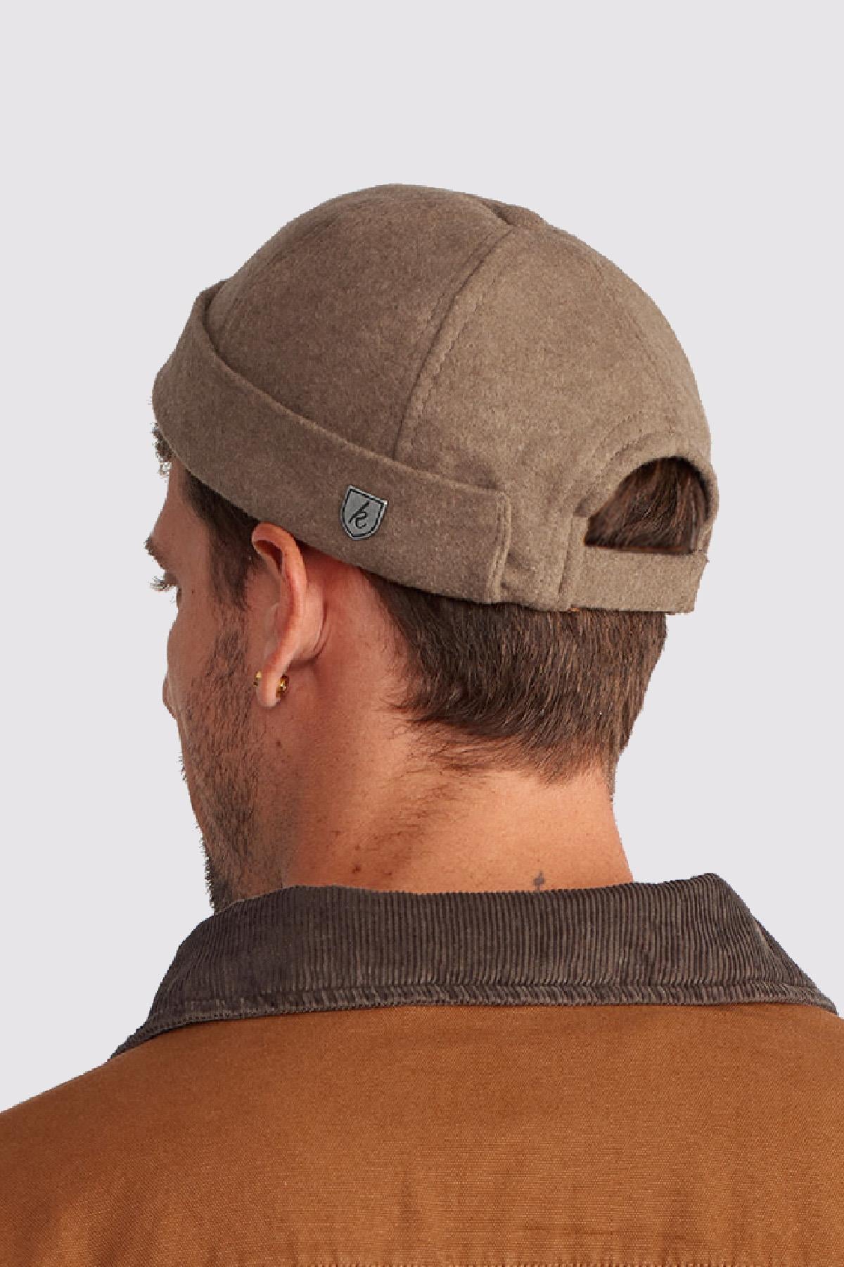 Men's Street Style Winter Brimless Hat Docker Cap