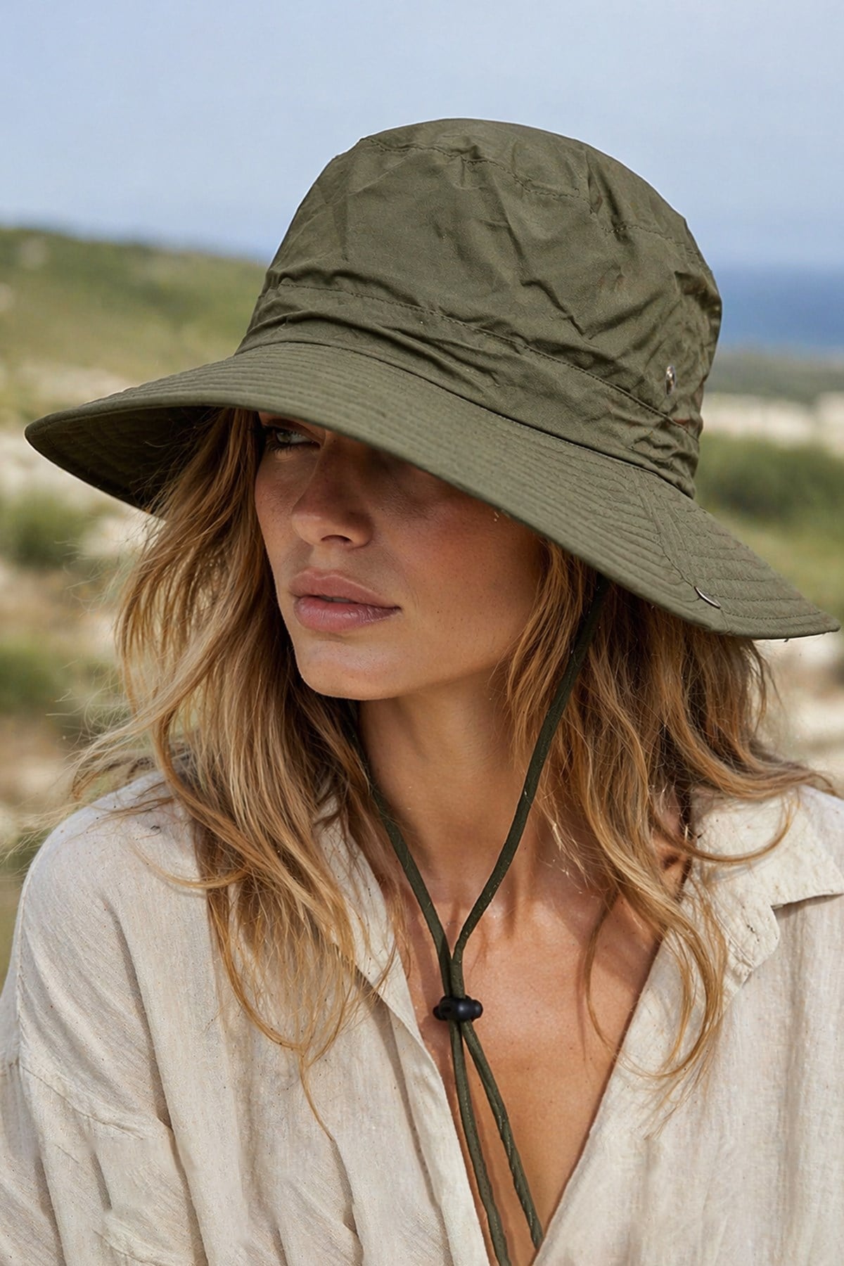 Külah SunForm™ Geniş Siper Güneş Şapkası — Hafif, Katlanabilir KLH7587