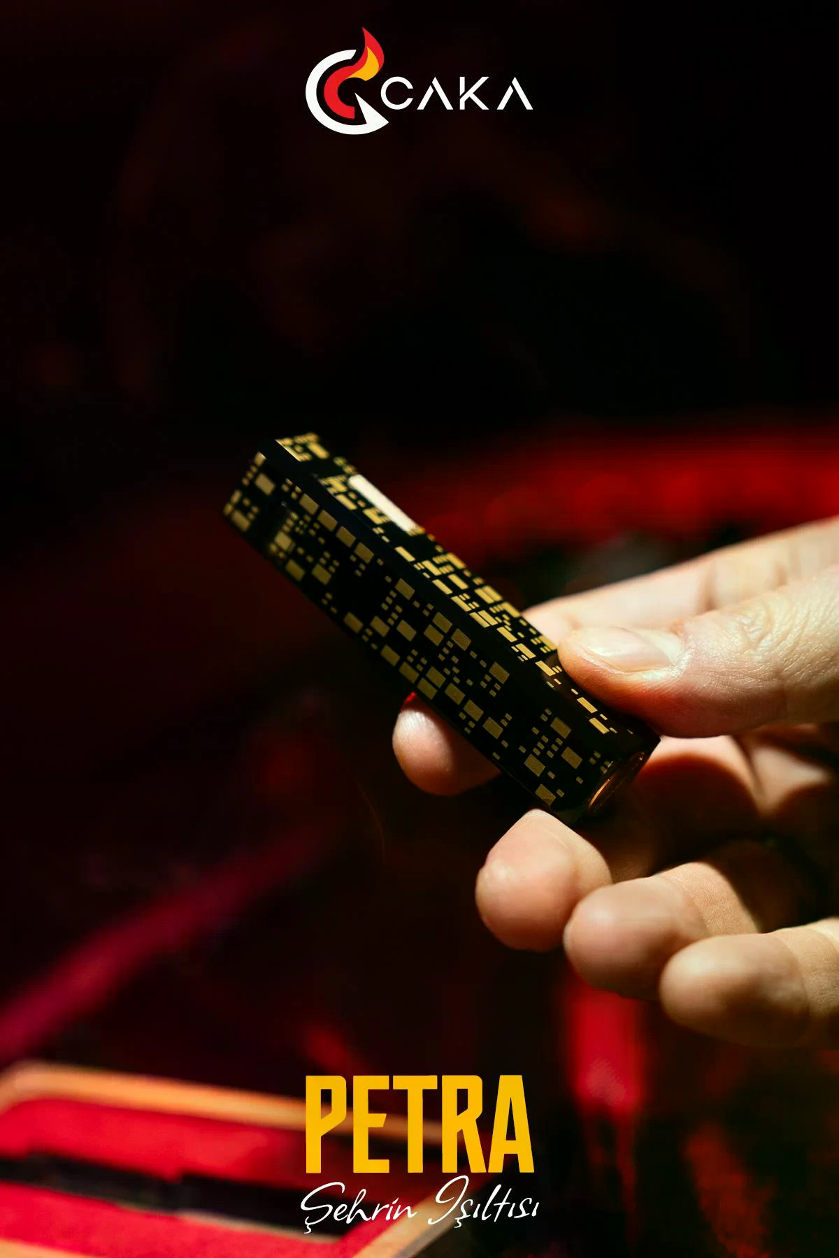Caka Lighter Petra Black Gold Benzinli Çakmak