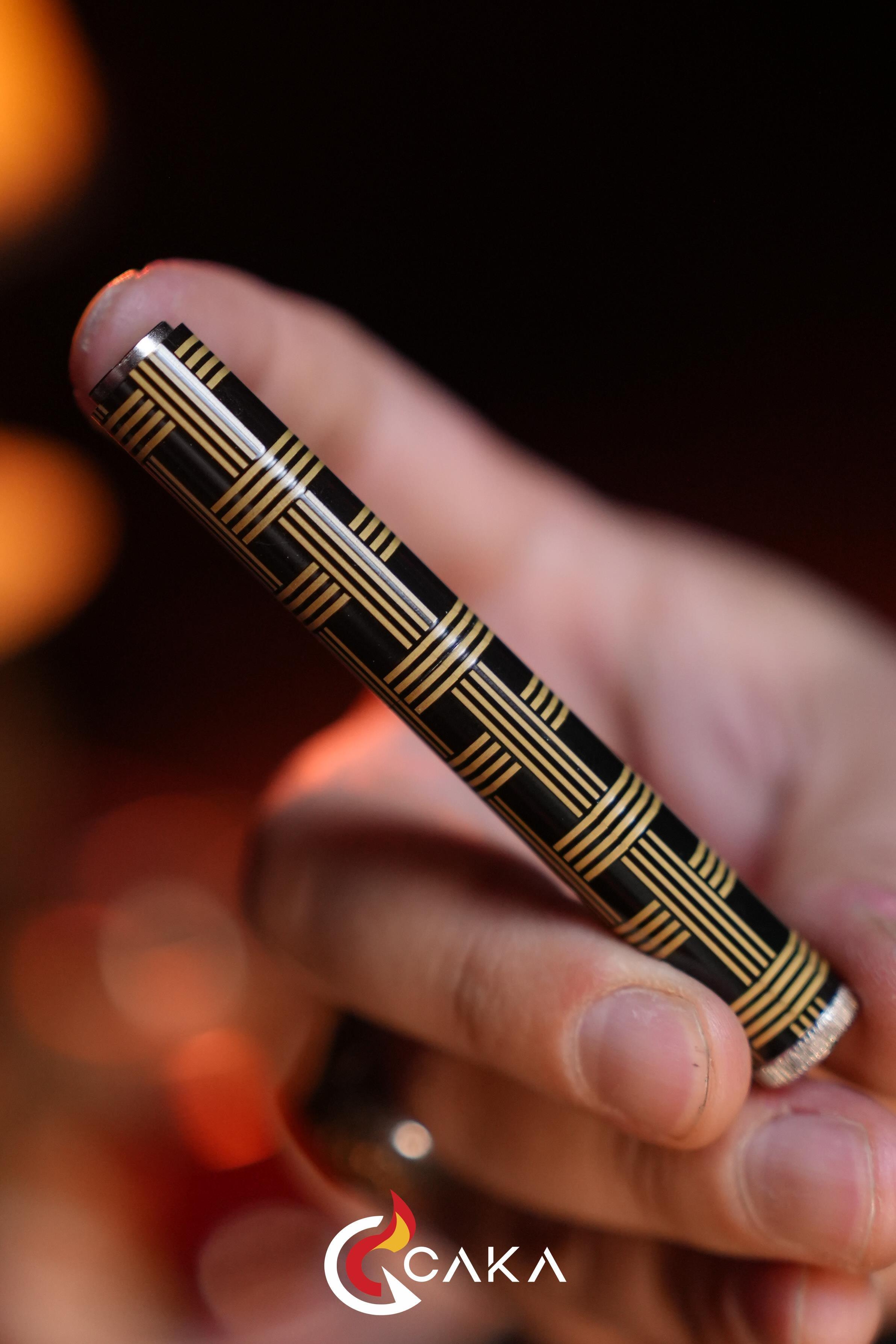 Caka Lighter Lineara Nero Benzinli Çakmak