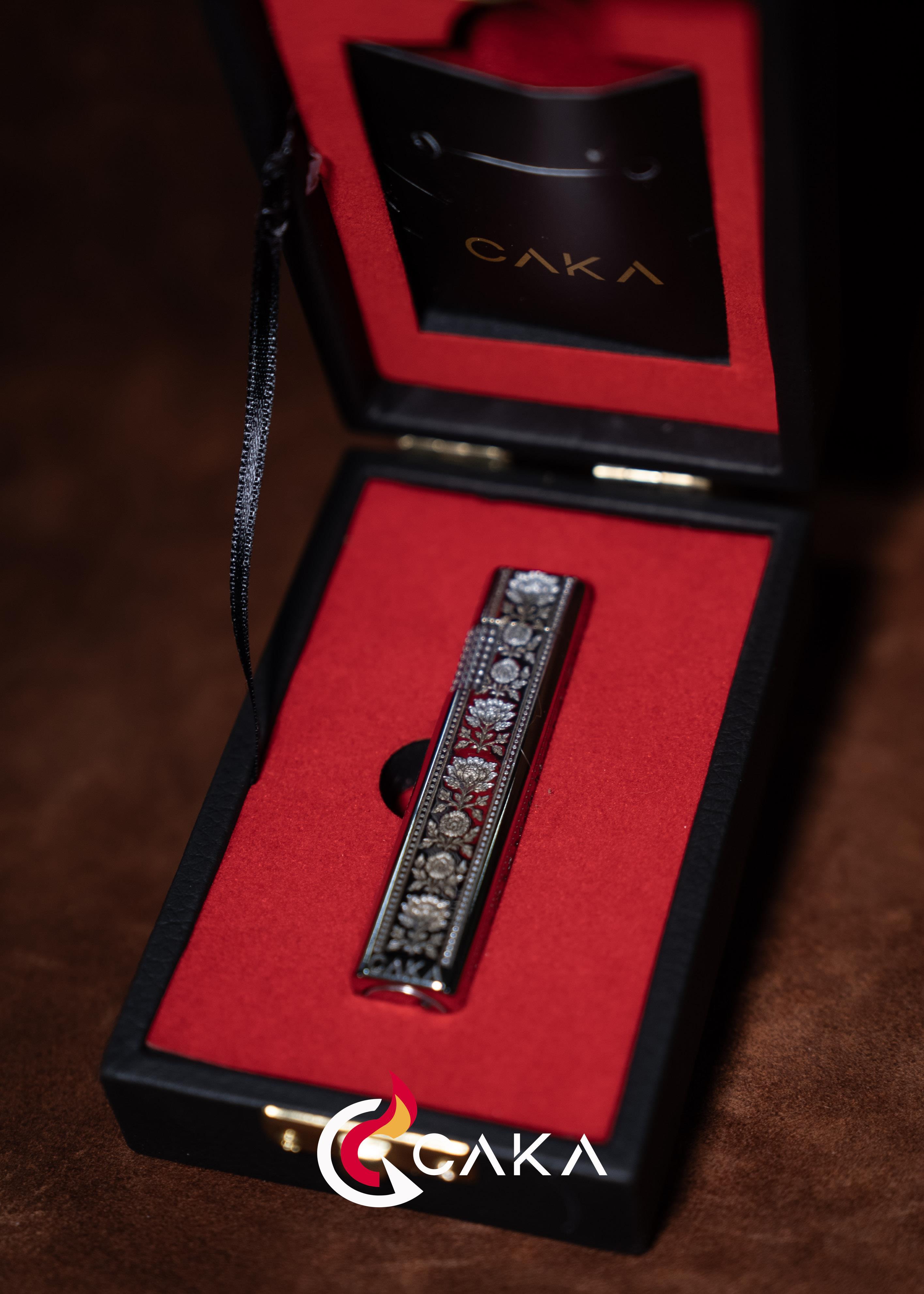 Caka Lighter Petra Flora Silver Benzinli Çakmak