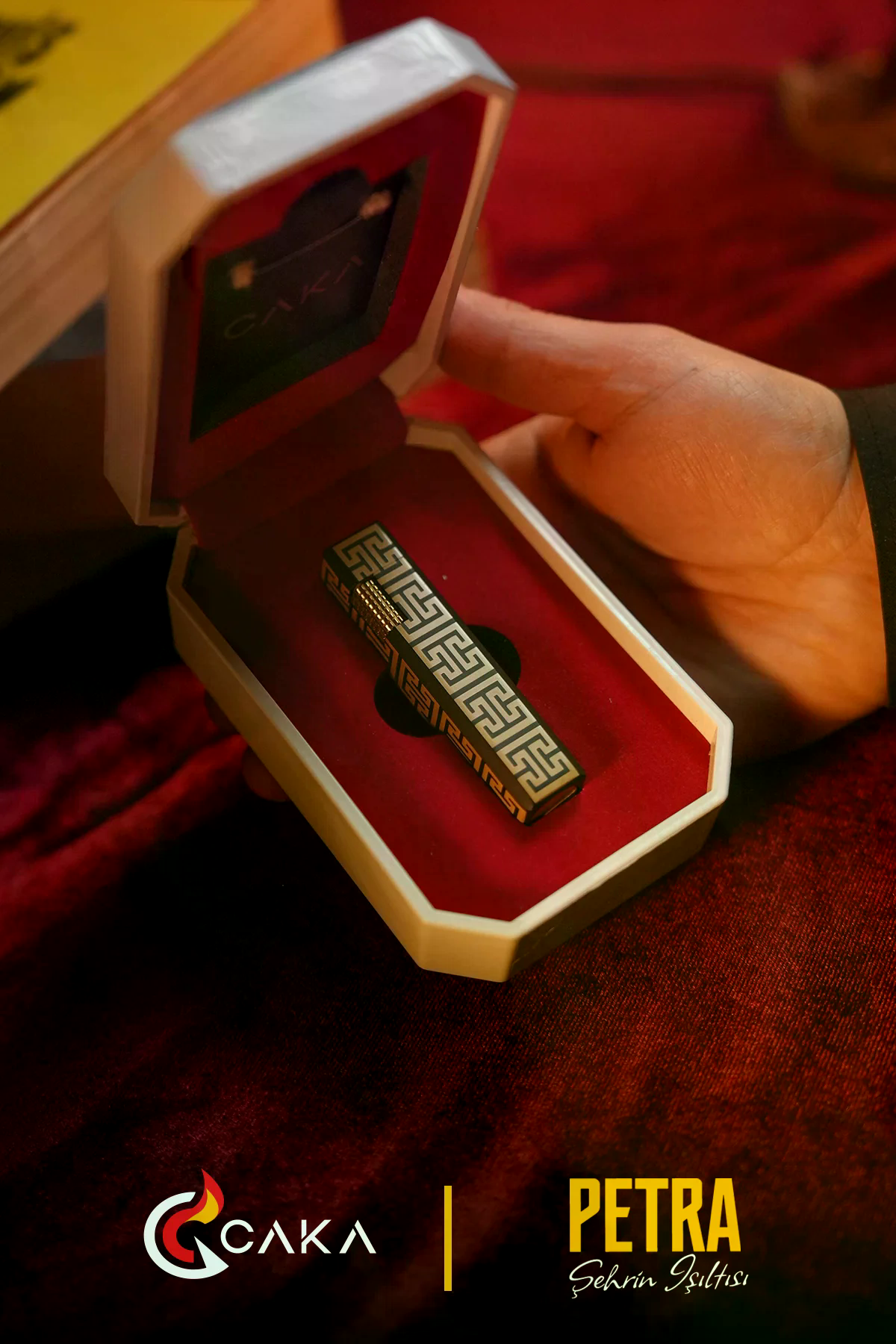 Caka Lighter Petra Hermes Benzinli Çakmak