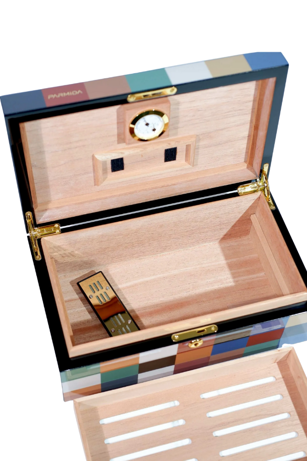 Parmida Dama Desenli Ahşap Sedir Humidor Puro Kutusu