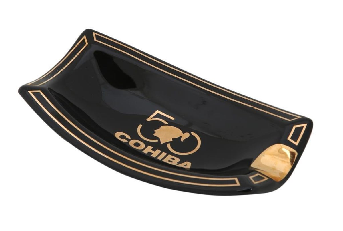 Cohiba 50. Yıl Siyah Tekli Puro Küllüğü