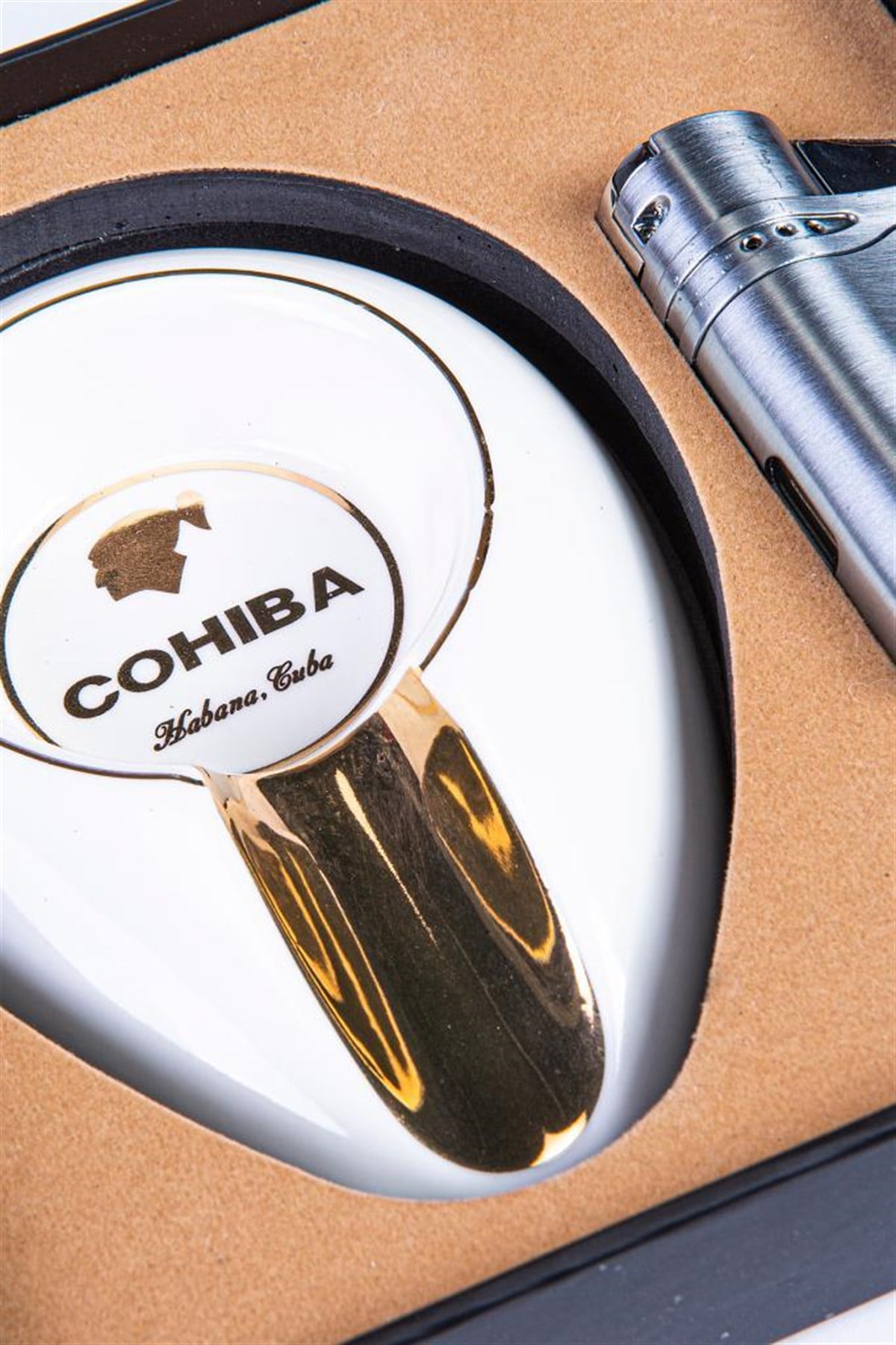 Cohiba İkili Çakmak Küllük Beyaz-Gümüş Set