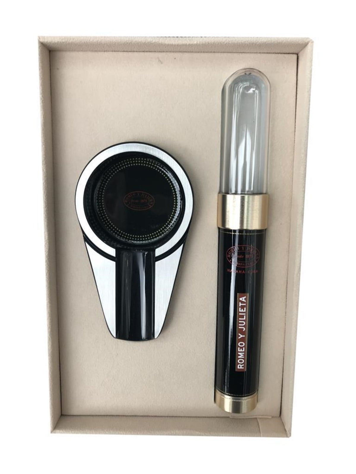 TR2146,Romeo Y Julieta Puro Seti