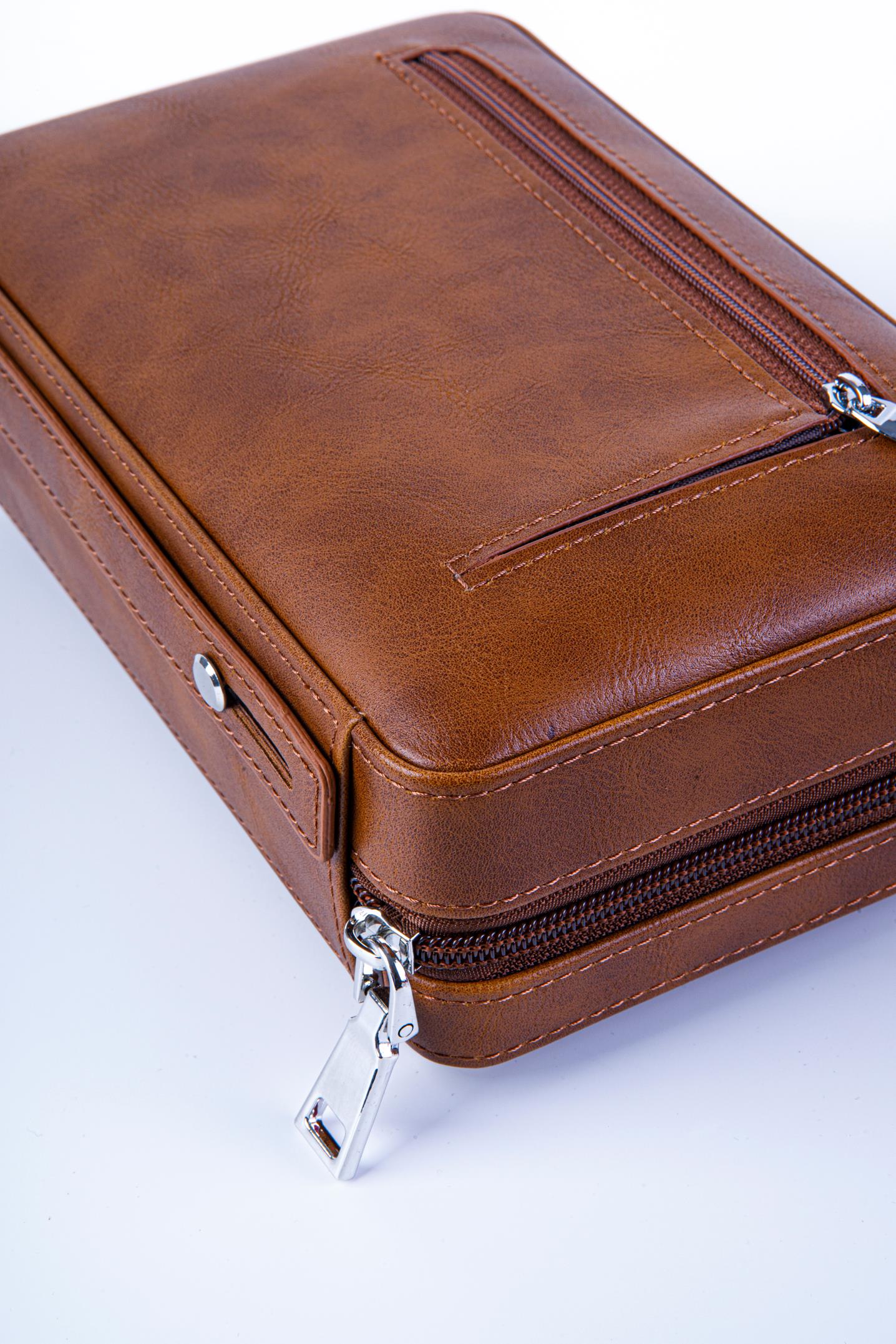 Cohiba Açık Kahverengi Çakmak Kesicili Deri Puro Taşıma Çantası & Seyahat Humidoru