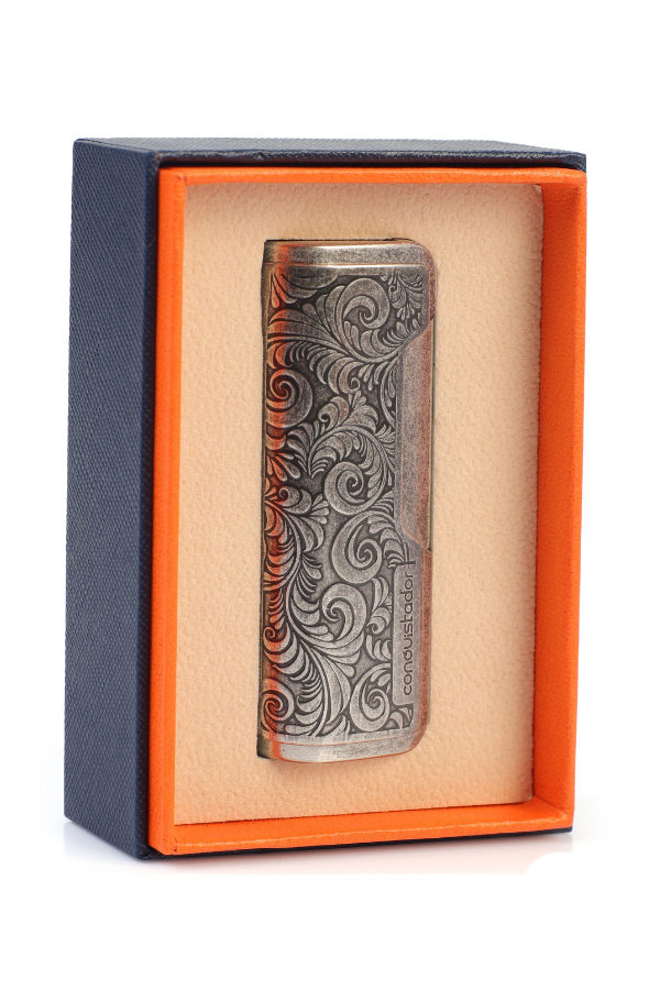 Conquistador Tek Torch Pürmüz Gümüş İşlemeli Metal Puro Çakmağı
