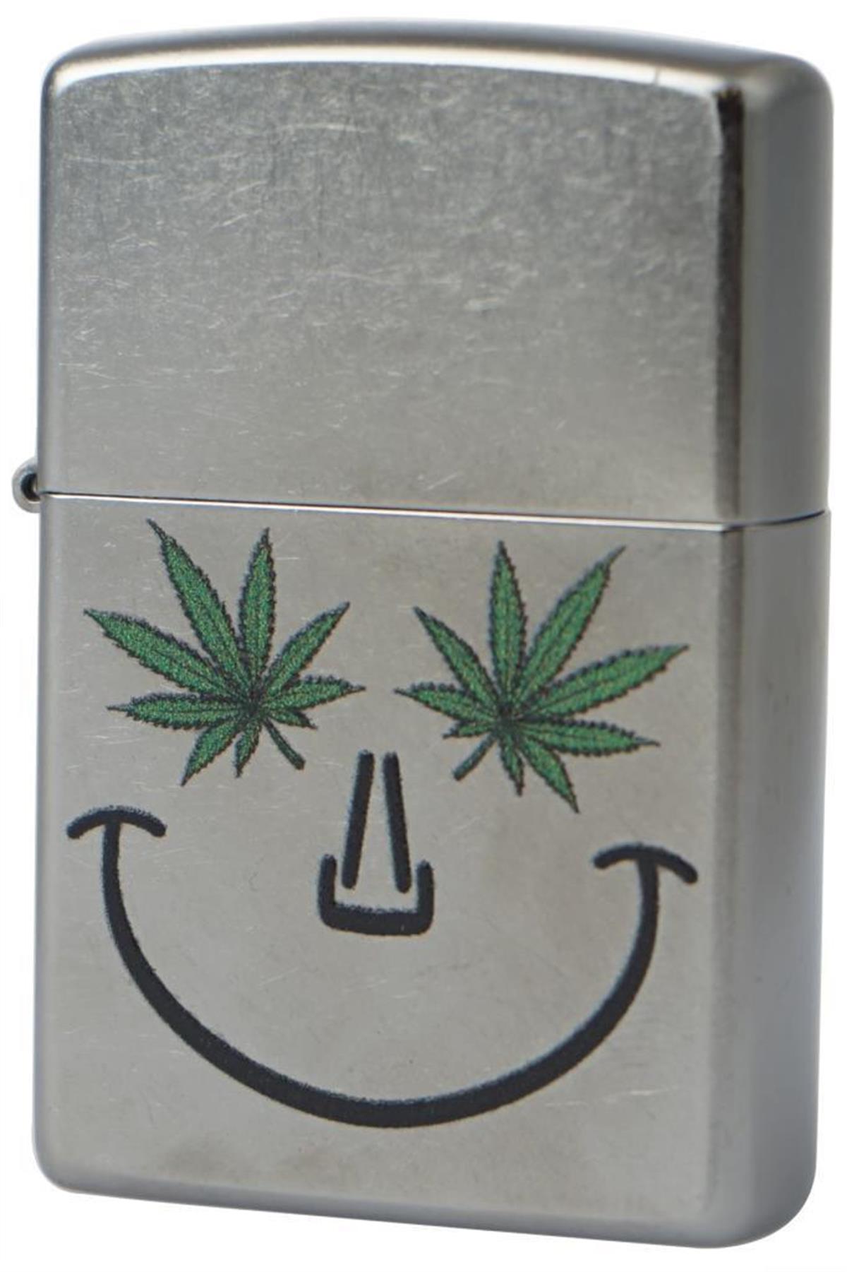 TR5723,Zippo Çakmak Leafy Smiley Face