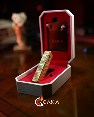 Caka Lighter Petra Titan Gold Benzinli Çakmak