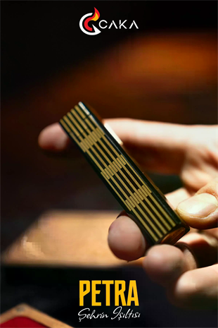 Caka Lighter Petra Black Gold Benzinli Çakmak