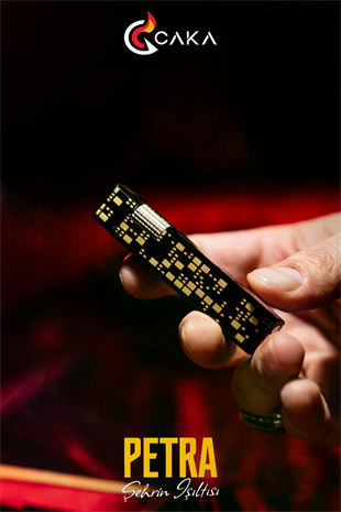 Caka Lighter Petra Black Gold Benzinli Çakmak