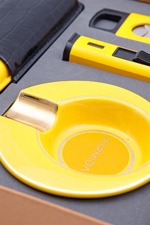 Parmida Çakmak Kesici Kılıf Küllük Sehpa Beşli Sarı Puro Seti