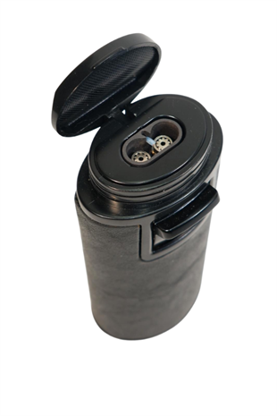 Parmida Çift Torch Pürmüz Delicili Gövdesi Deri Siyah Metal Puro Çakmağı