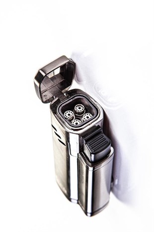 Parmida Dört Torch Pürmüz Gunmetal Puro Çakmağı