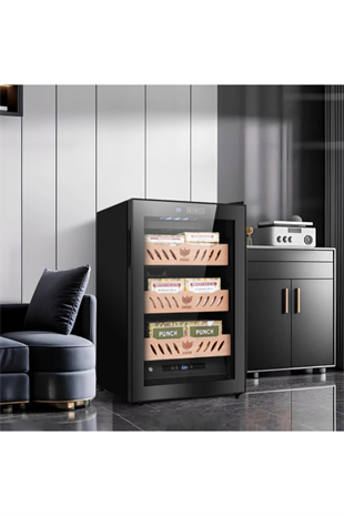 Quantoro QCC-44 Elektronik Nemlendirme & Soğutmalı Siyah Puro Dolabı