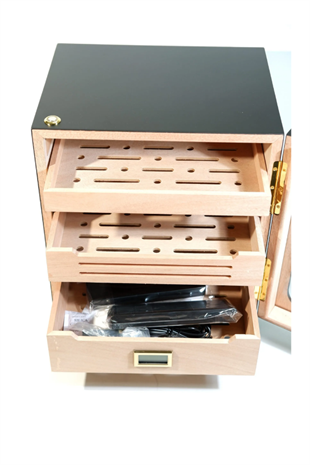PremiumQuality Las Condes Aksesuar Çekmeceli İçi Ledli Siyah Sedir Humidor Puro Kutusu