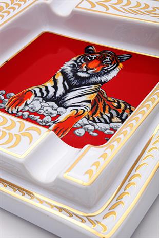 Parmida Kaplan Desenli Beyaz Dörtlü Porselen Puro Küllüğü