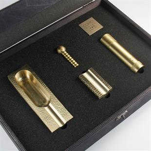 Coho Patron Limited Edition Dövme Aksesuarlı Pirinç Puro Seti