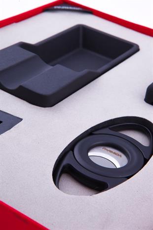 Parmida Çakmak Kesici Puro Tutucu Masa Küllük Dörtlü Siyah Puro Seti