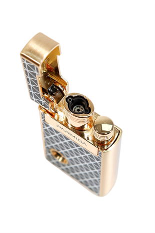 Parmida Tek Torch Pürmüz Soft Flame Özellikli Gold Siyah-Beyaz Mozaik Desenli Metal Puro Çakmağı