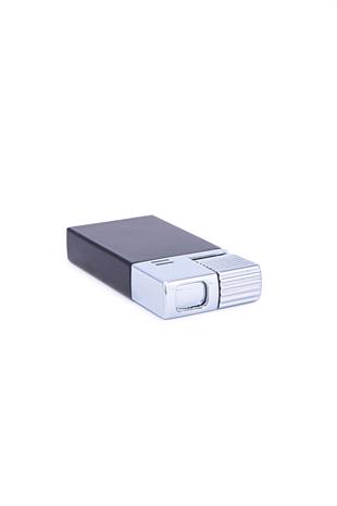 Parmida Tek Torch Pürmüz Siyah-Gümüş Metal Puro Çakmağı