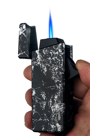 Quantoro Tek Torch Pürmüz Siyah Desenli Metal Puro Çakmağı