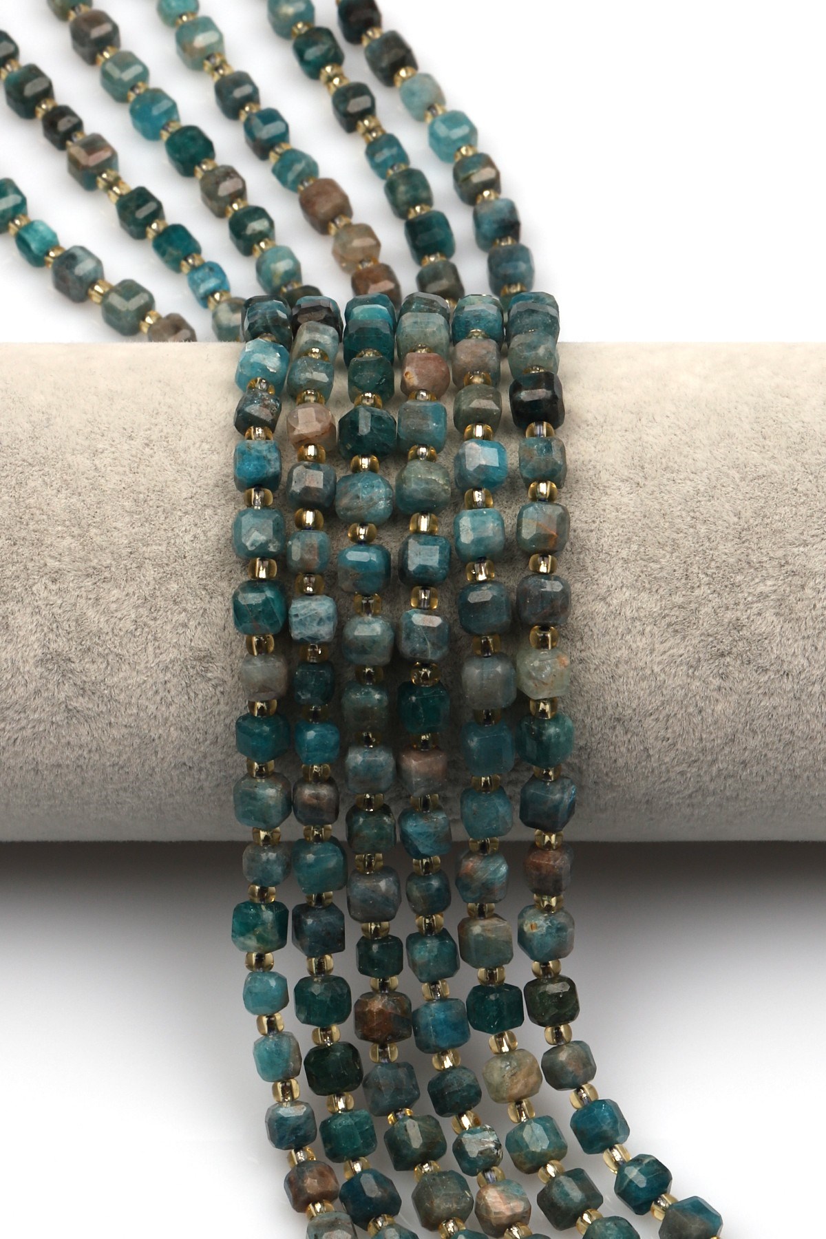 Apatit Doğal Taş Dizi 4 x 5 mm Küp Kesim - DZ-1206