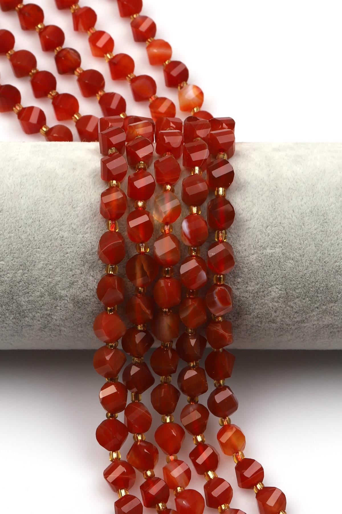 Turuncu Akik Doğal Taş Dizi 6 x 8 mm Burgu Kesim