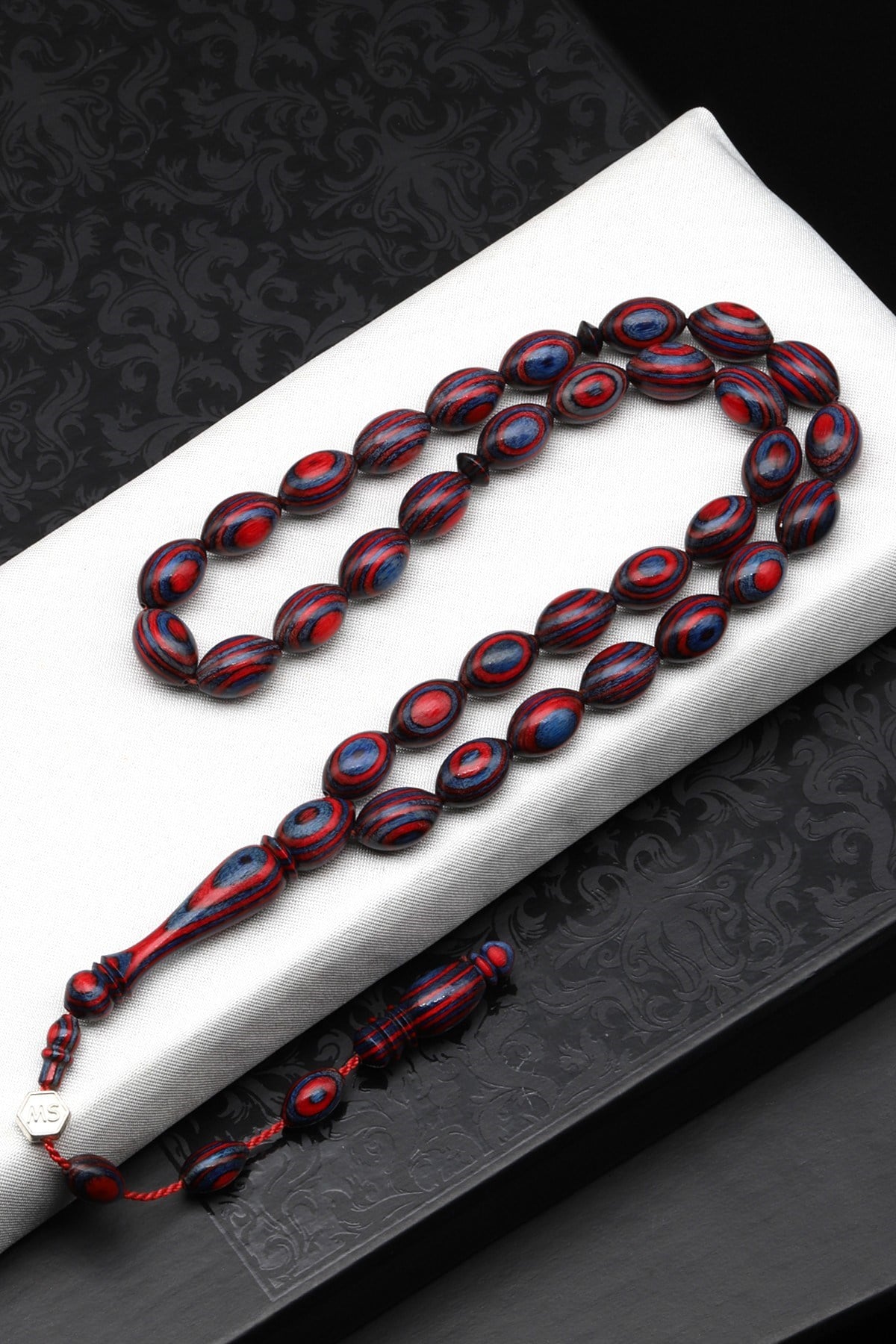 Usta İşçilikli Kafur Ağacı Tesbih 8 x 12 mm Arpa Kesim - T-1761