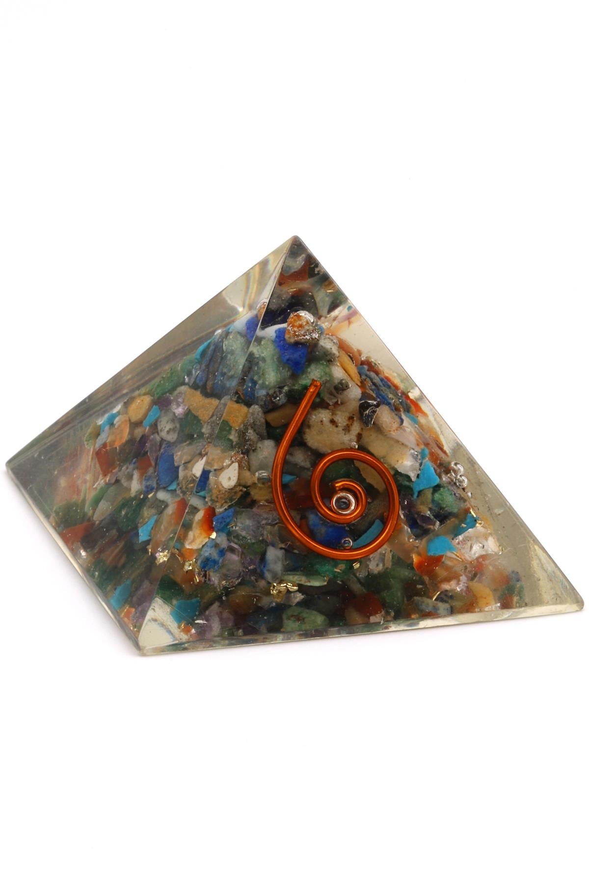 Çakra Taşından Orgonit Piramit