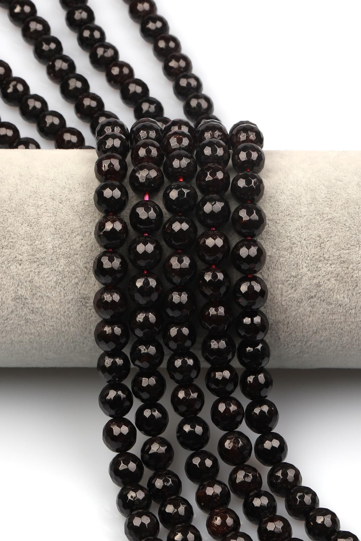 Garnet-Lal Doğaltaş Dizi 8 mm Fasetli Küre Kesim