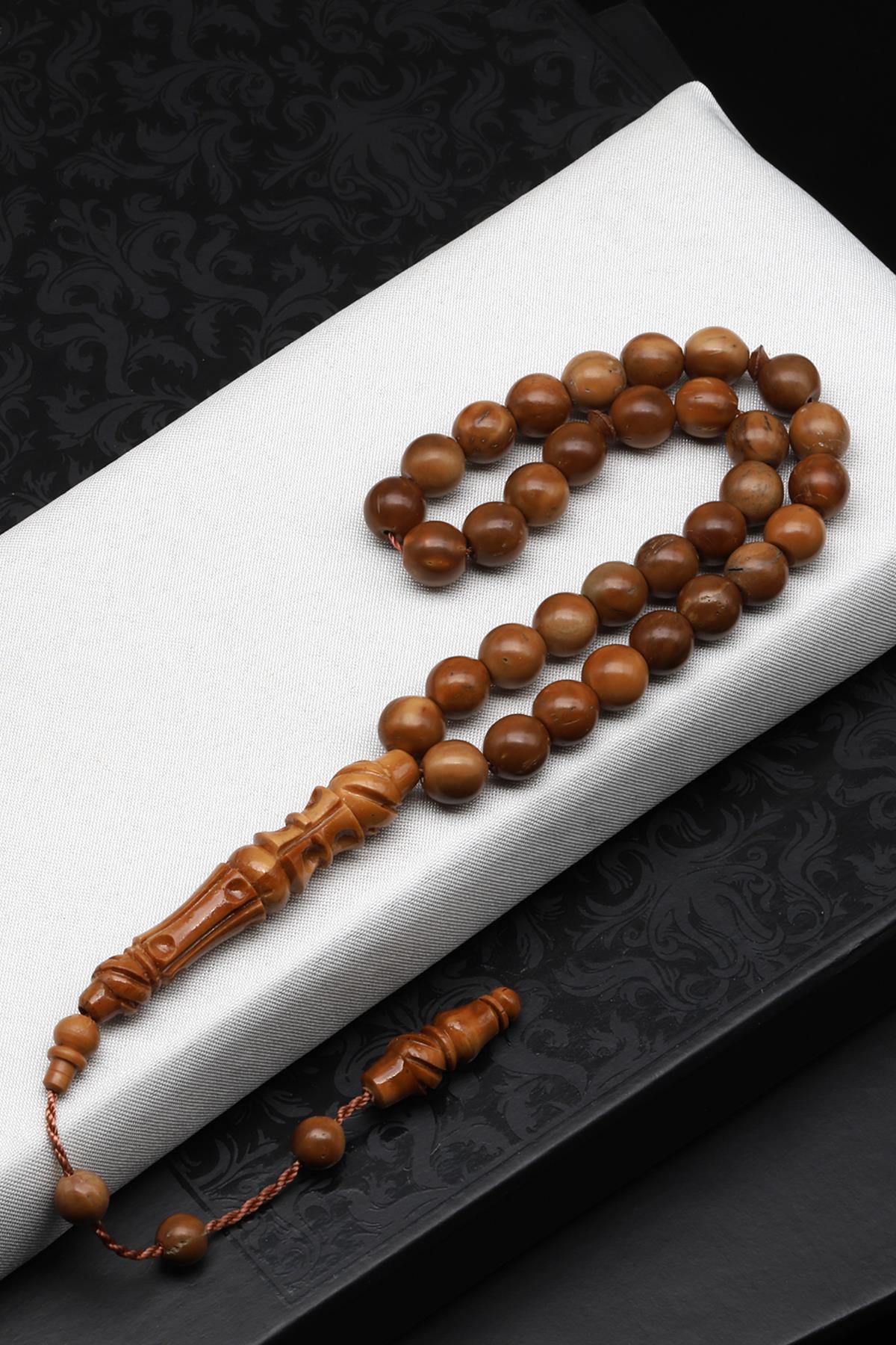 İmame Oymalı Kuka Ağacı Tesbih 8 mm Küre Kesim