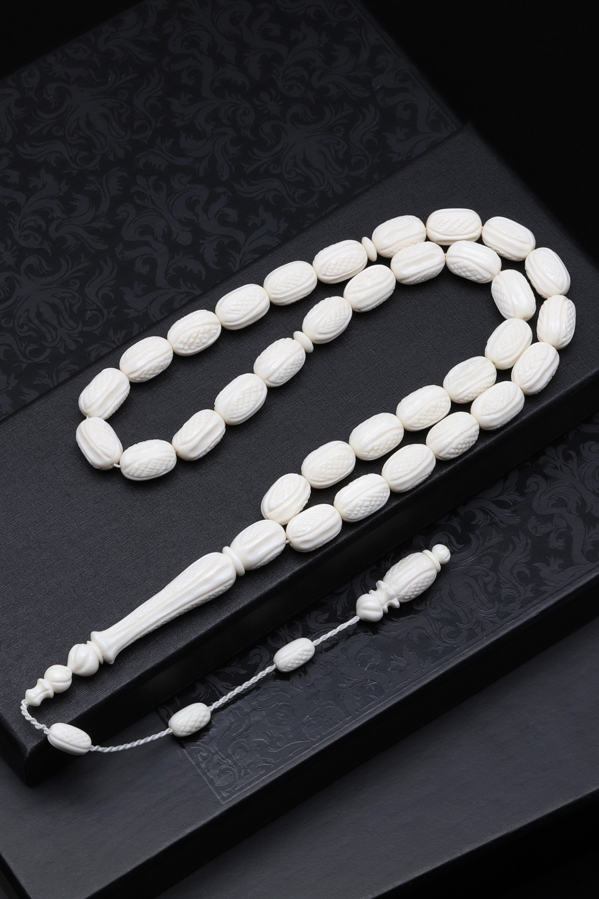 İşlemeli Kemik Tesbih 8 x 13 mm Kapsül Kesim - T-1813