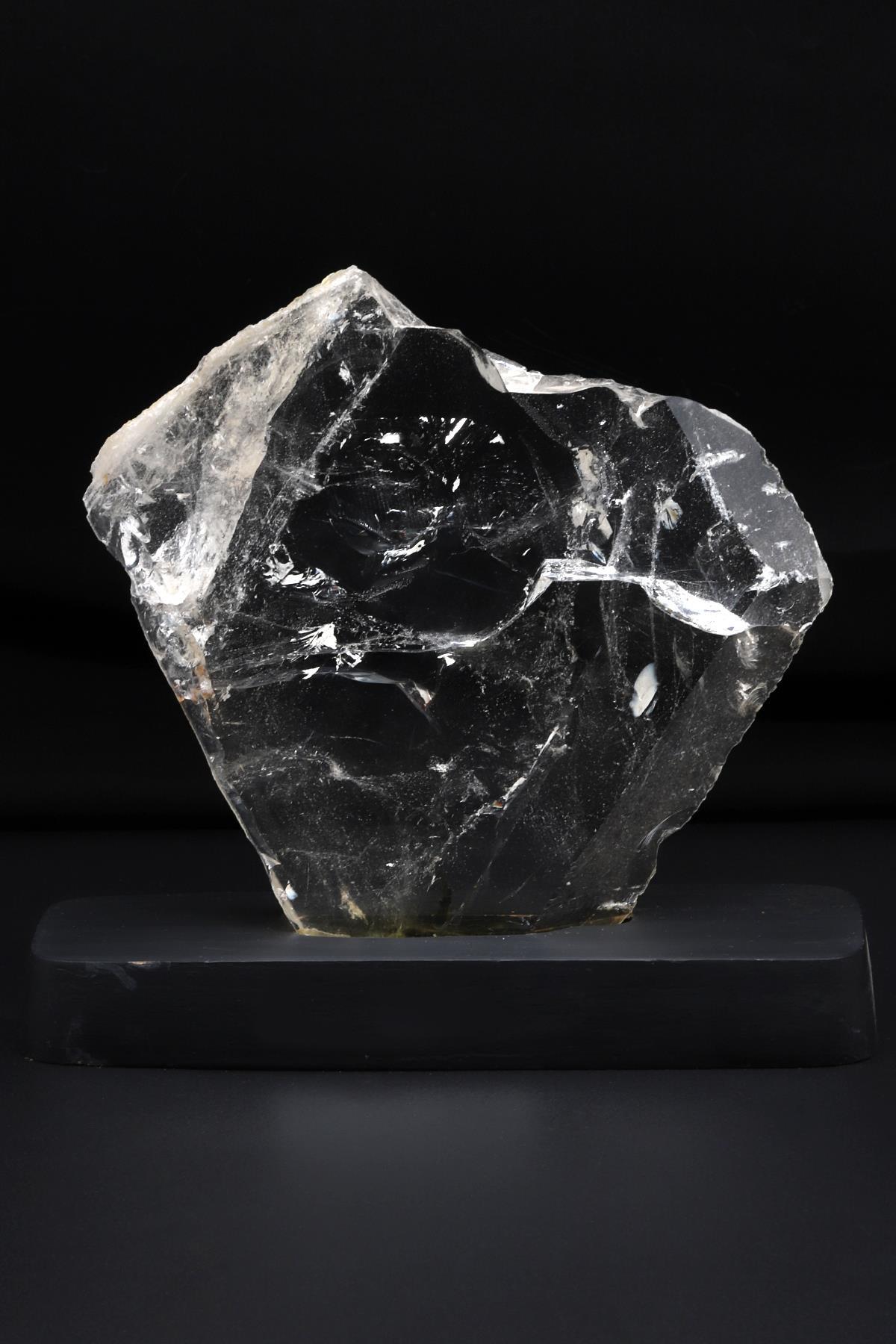 Kristal Kuvars Doğal Taş Standlı Ham Parça