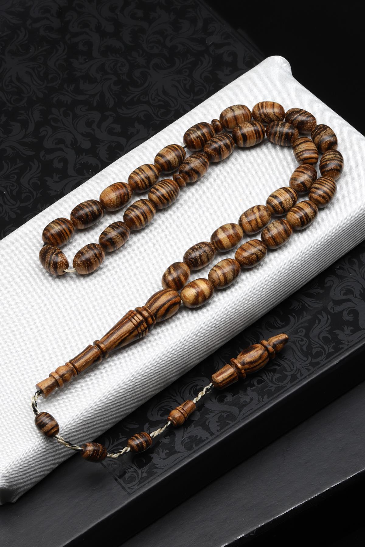 Öd Ağacı Tesbih 8 x 12 Badem Kesim