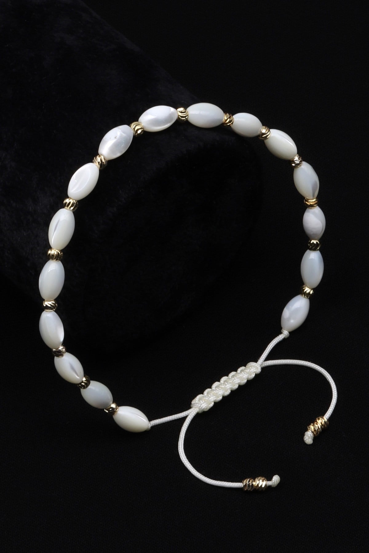 Sedef Doğal Taş Makrome Örme Bileklik Arpa Kesim - BMK-684