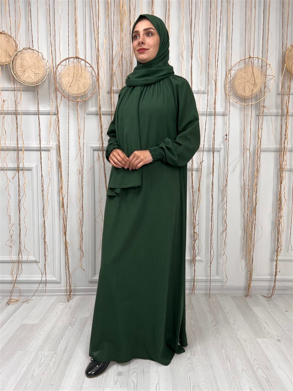 Toptan Kadın Şile Bezi Pamuk Namaz Elbisesi Tek Parça Kolay Boydan Giyilen Kolu ve Yakası Lastikli Yeşil