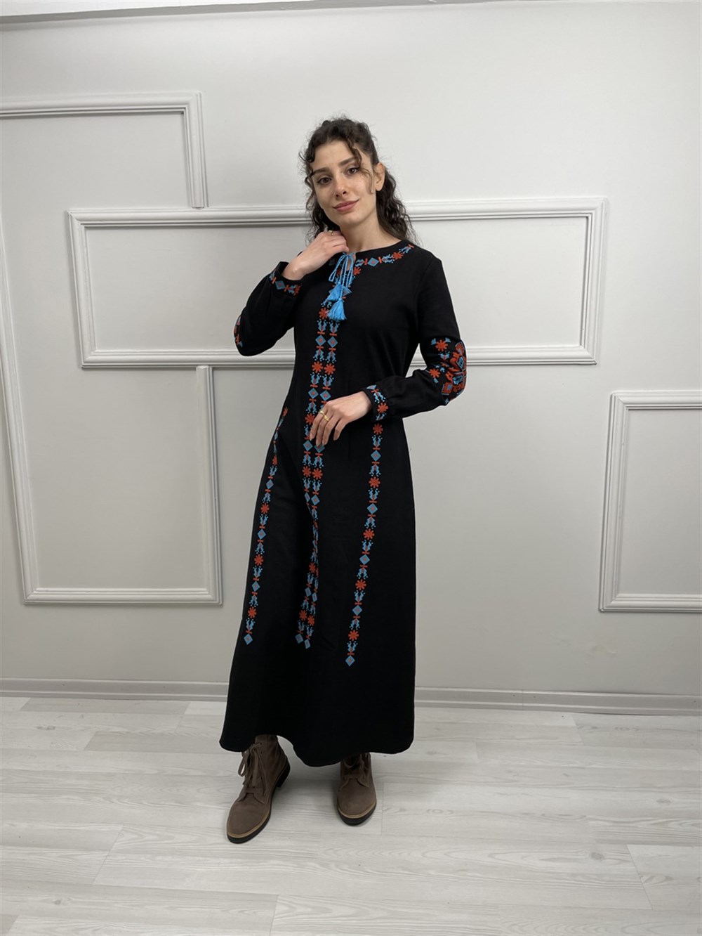 Toptan Uzun Kol Pazen Mahur Uzun Elbise Siyah