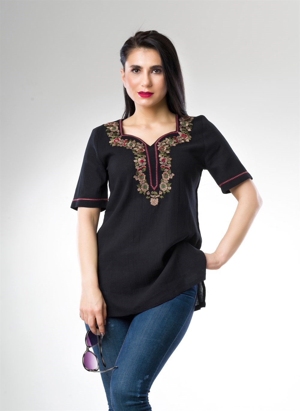 Toptan Kısa Kol Şile Bezi Sunay Bluz Siyah