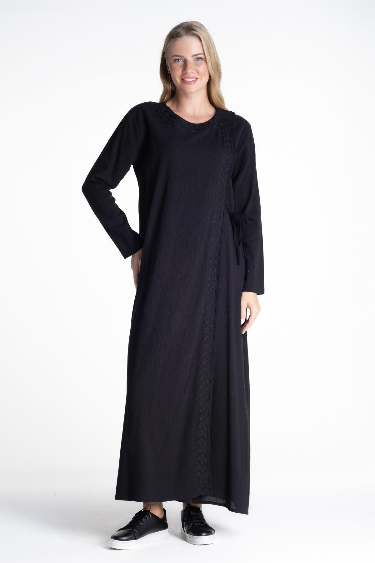 Toptan Nakışlı Ferace Siyah