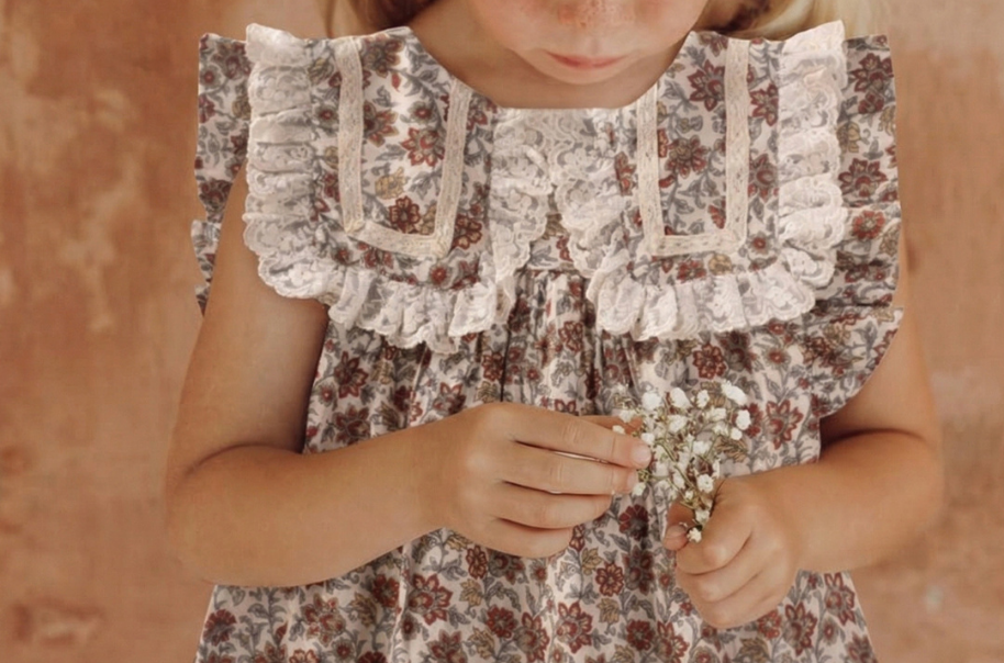 Bebek Kıyafetlerinin Uzun Ömürlü Olması İçin Bakım Önerileri