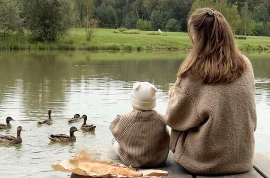 Renklerin Çocuk Gelişimine Etkisi: Doğru Renk Seçimi Rehberi