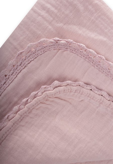 Çiftkat Ponpon Şeritli Müslin Bebek Battaniyesi100X100 cm +/- 3 cm Pudra Pembe