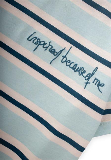 Geniş Çizgili Nakışlı T-Shırt 2-10 Yaş Turkuaz Lacivert Çizgili