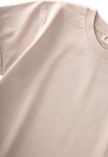 Etiket Detaylı T-Shirt 2-10 Yaş Kum
