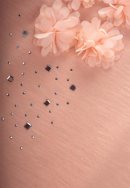 Taşlı Tül Çiçek Detaylı Mevsimlik T-Shırt 3-8 Yaş Yavruağzı