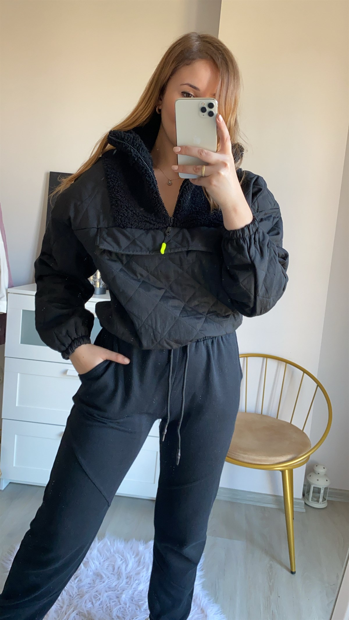 Bershka Siyah Kanguru Sweatshirt | Narferita Kadın Giyim