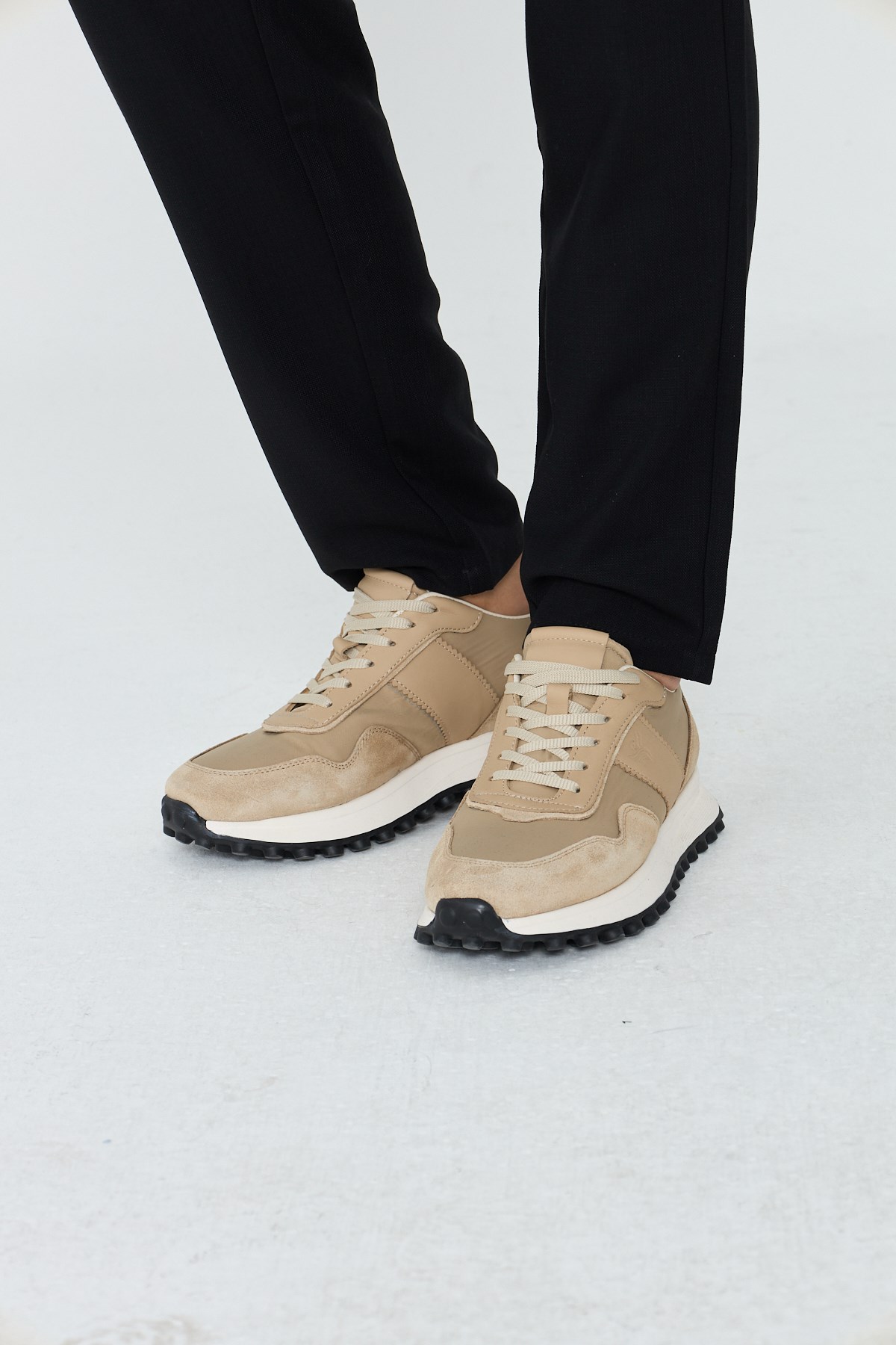 Bej Hakiki Deri Bağcıklı Yüksek Tabanlı Erkek Sneaker