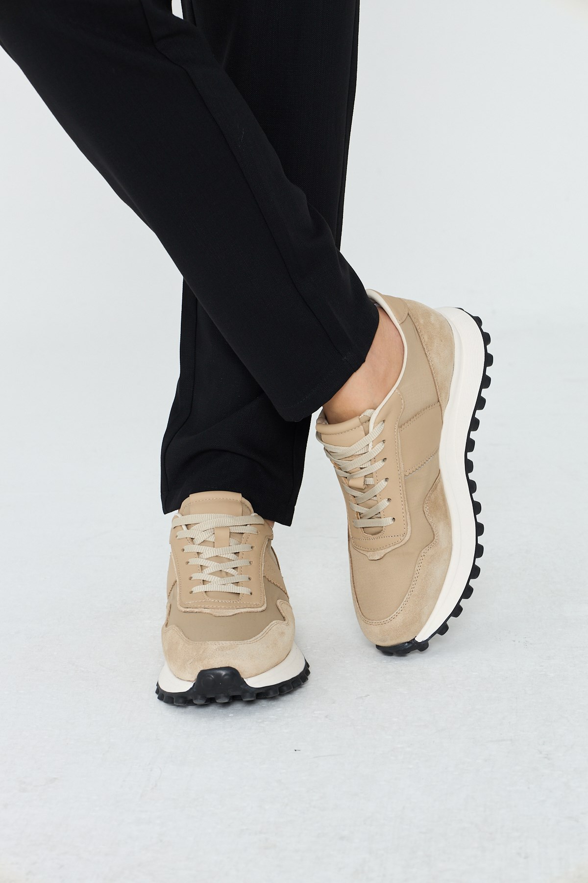 Bej Hakiki Deri Bağcıklı Yüksek Tabanlı Erkek Sneaker
